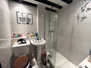 Photo 1- click for photo gallery